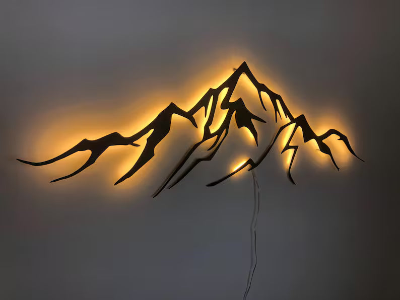 Arte murale a LED in metallo di montagna: decorazione naturale, effetto ombra 3D