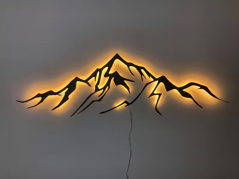 Arte murale a LED in metallo di montagna: decorazione naturale, effetto ombra 3D